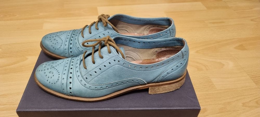 Pantofi Oxford marime 38-39