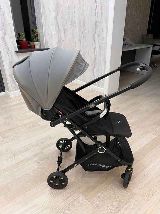 Детская легкая коляска