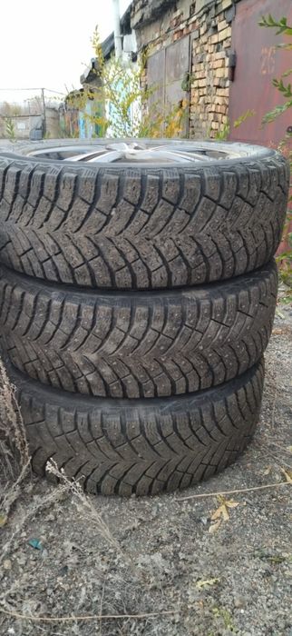 Продам колеса 205/55/16