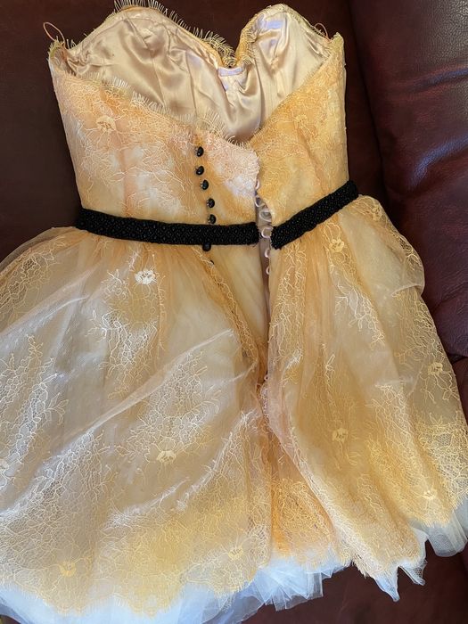 Rochie cu corset, tul si dantela chantilly, xs