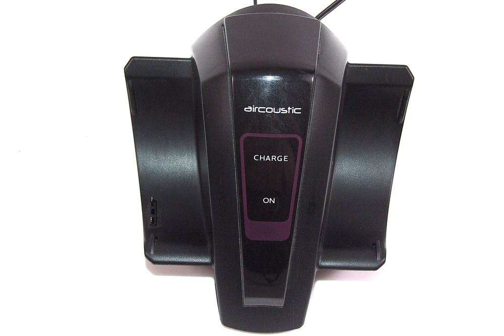 Casti fara fir VIVANCO Aircoustic cu statia de incarcare inclusa: auto-tuning, balans si volum, NOI