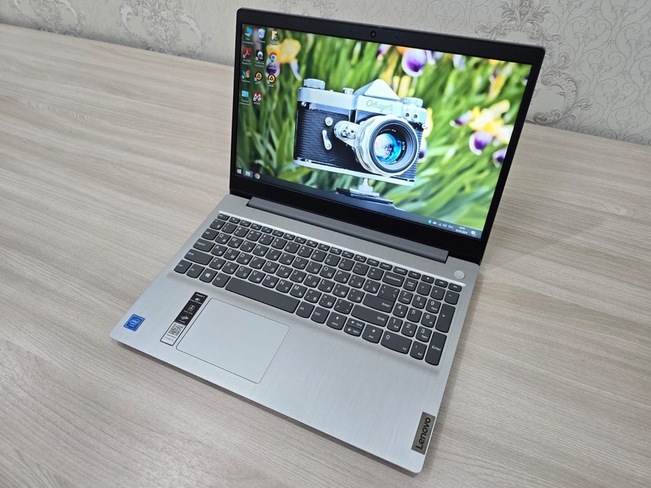Ноутбук LENOVO 2022 года продам