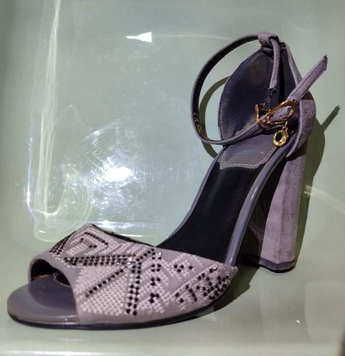 Босоножки серый, замша