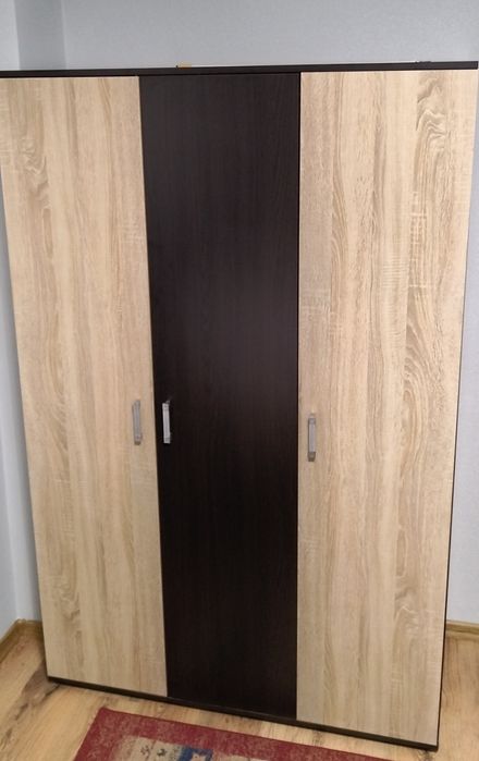 Vând dormitor "Emil"