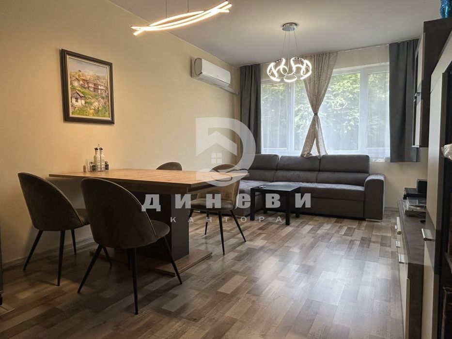 Продава се Двустаен апартамент в Стара Загора, Три чучура - център - 66 кв.м за 2046 €/кв.м - Снимка #1