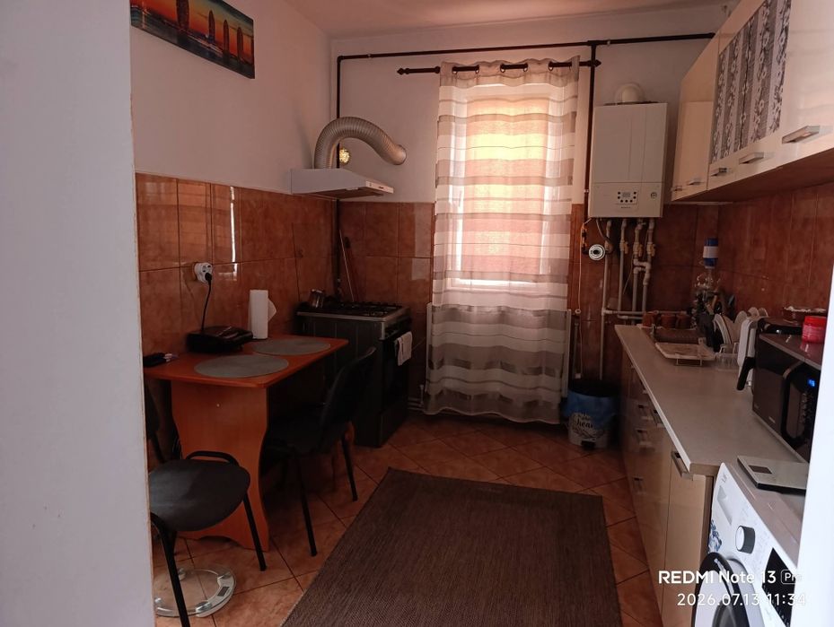 Apartament de vânzare -2 camere, zonă centrală