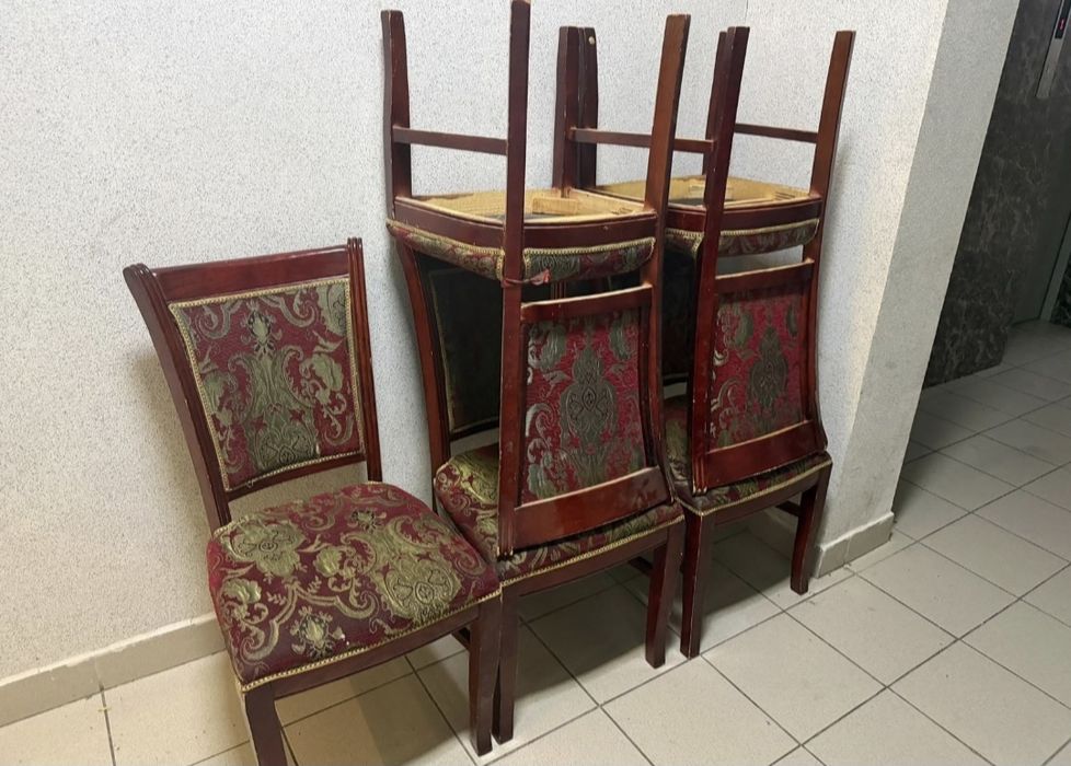 Продам   стулья  из натур.дерева 5шт