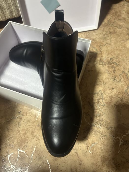 Демисезонные полусапожки продам!