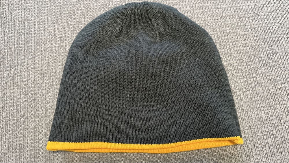 Căciulă The North Face reversible beanie