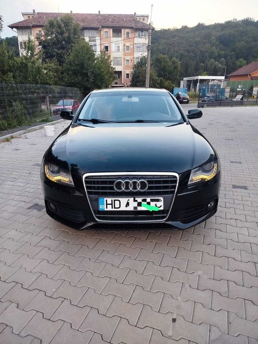 AUDI A4 2011