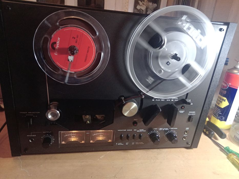 Magnetofon Akai GX 4000D  negru