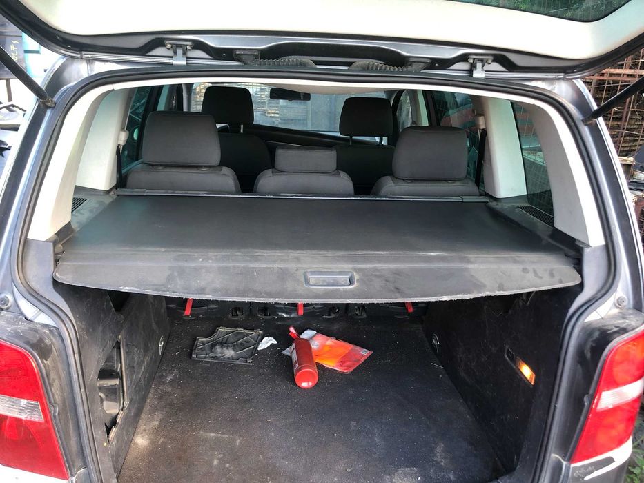 Piese din dezmembrari VW Touran, gri LD7X, volan stanga, 2.0BKD