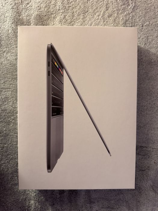 MacBook Pro 13” Touch Bar 2020, 256Gb