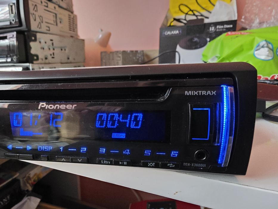 Продавам deh-x3600ui