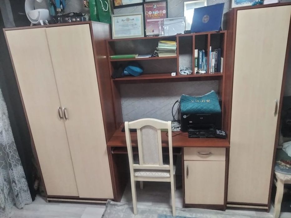 Продаю мебель хорошом состояние