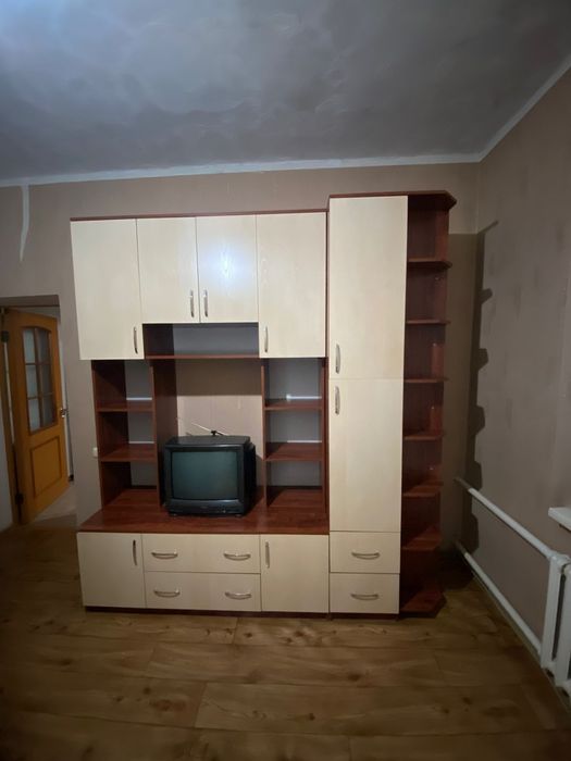 Продам стенку с шкафом