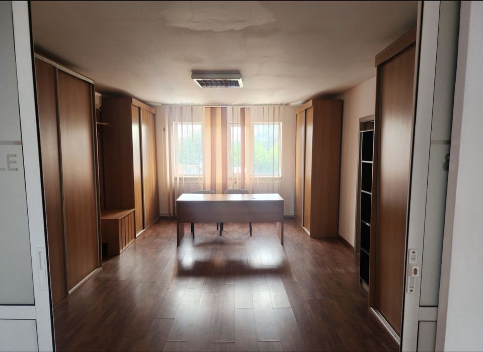 Spatiu de inchiriat P+1