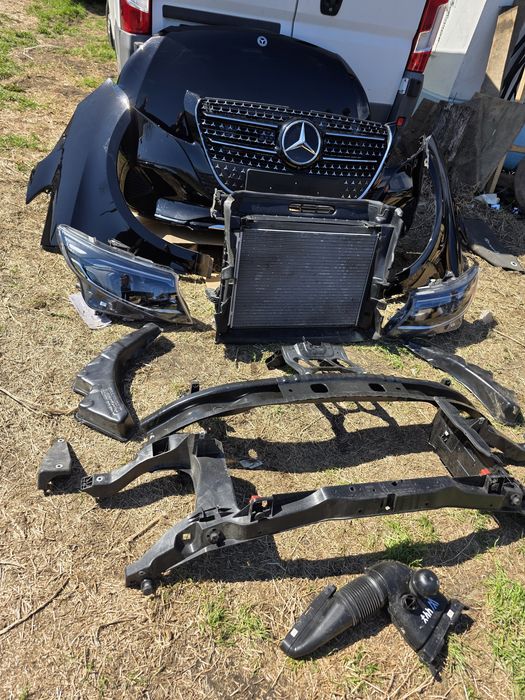 Bara trager faruri capota aripa radiatoare mercedes  w447 facelift