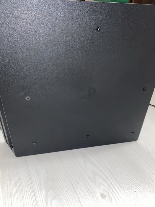 Ps 4 pro cu 14 jocuri