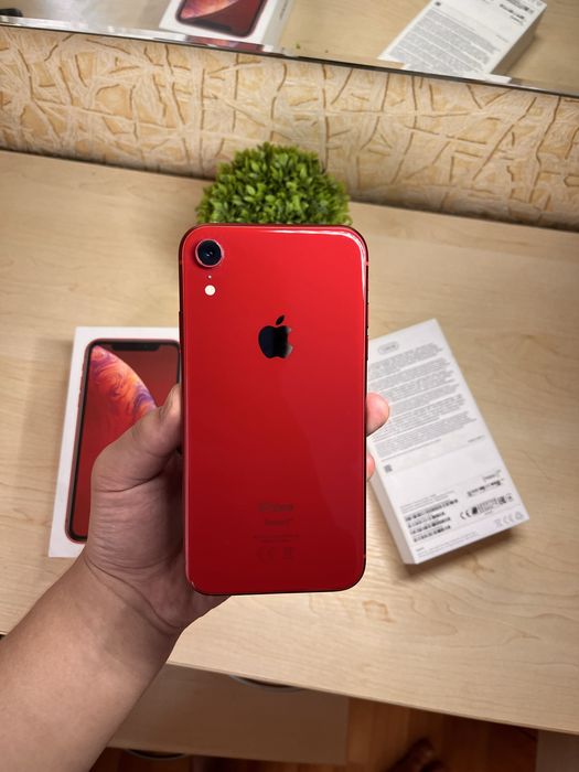  iPhone XR 128GB . В Шикарном состоянии! 10/10.