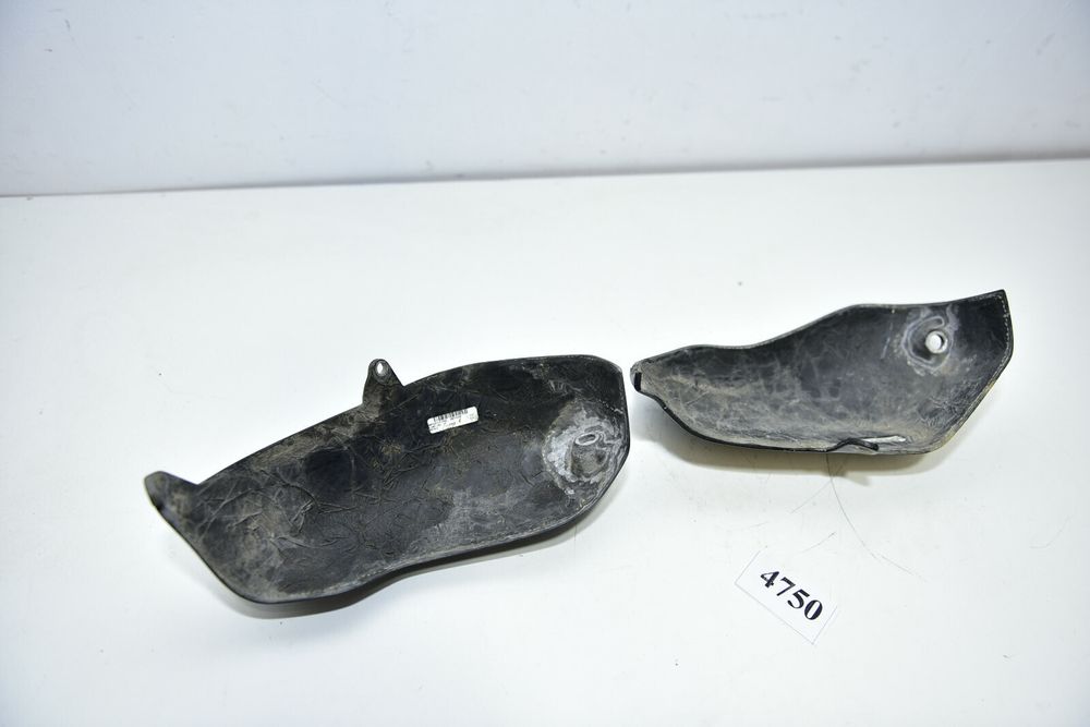 Protecție pentru capacele cilindrilor din fibră de carbon AFIX BMW