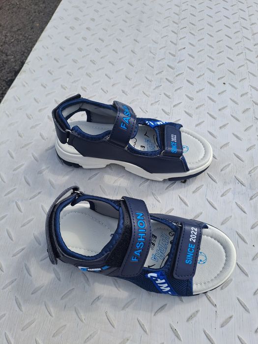 Детски сандали за момче