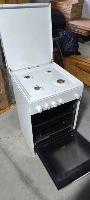 Aragaz Zanussi utilizat