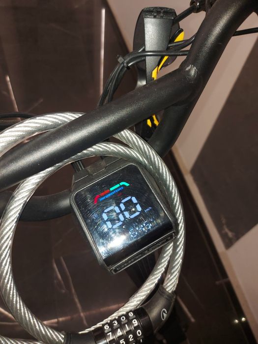 Vând trotineta 1000w