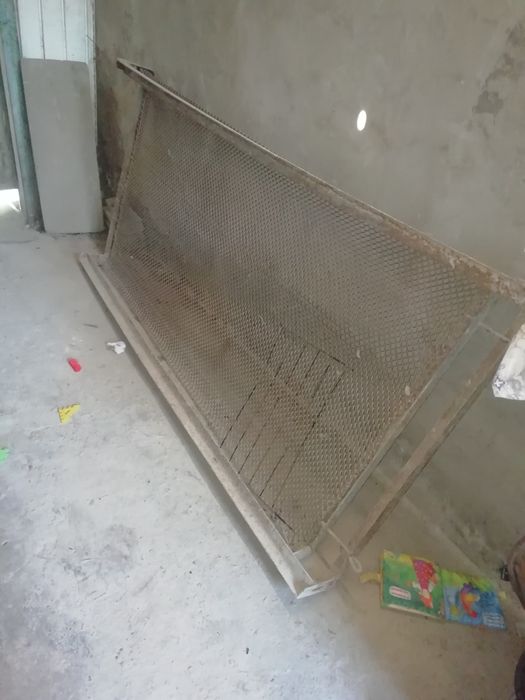 Продам железную кровать
