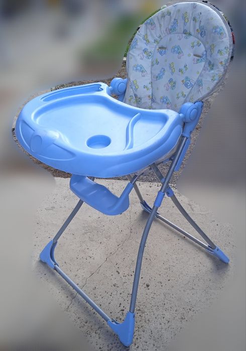 Стул детский со столиком