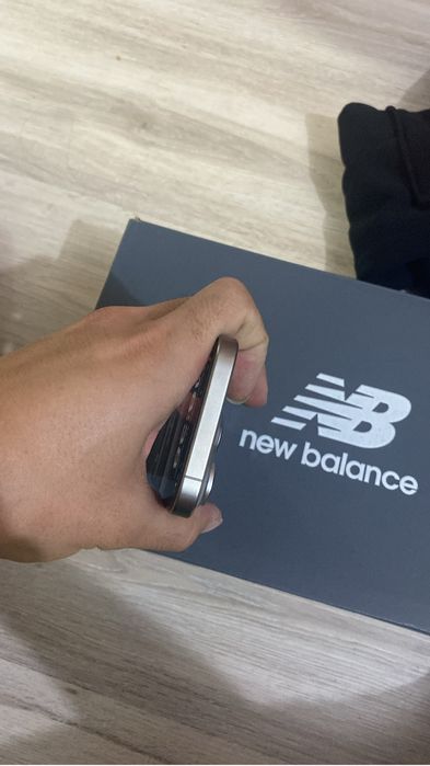 Срочно продам iPhone 15 pro