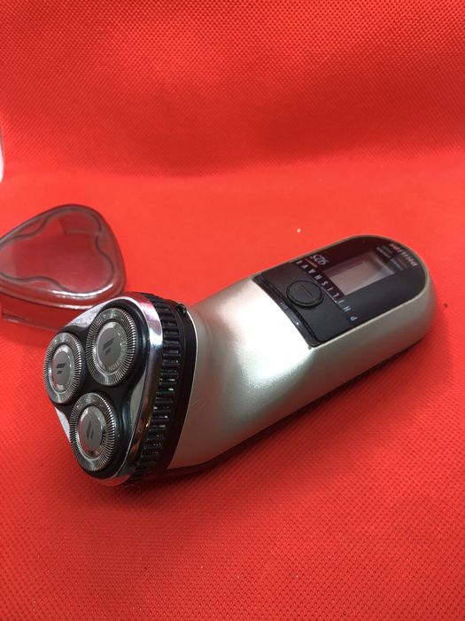 Машинка для бритья Philips. Бритва. Оригинал.