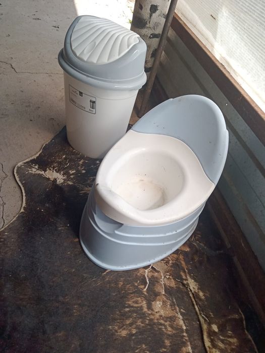 Продам вазы цветочные приставки и.т.д.