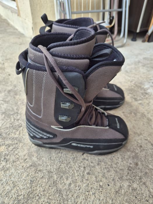 Bootsi Escape USA~marime 41~stare foarte bună