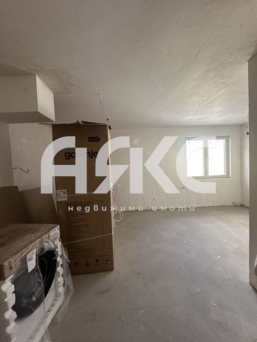 Тристаен апартамент в кв. Малинова Долина с БЪРЗ ДОСТЪП ДО ПЪТНИ ВЪЗЛИ