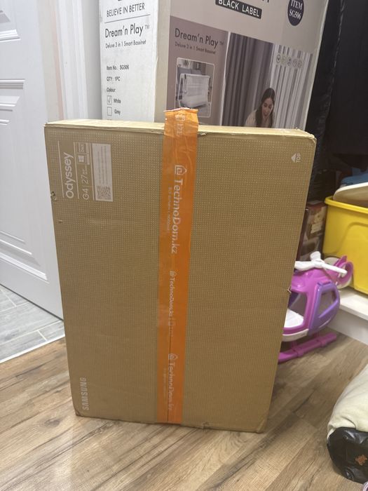 Samsung odyssey G4 27