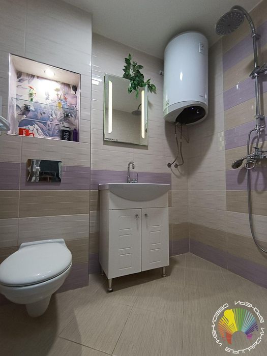 Дава се под наем Двустаен апартамент в Бургас, Център - 50 кв.м за 408 € - Снимка #4