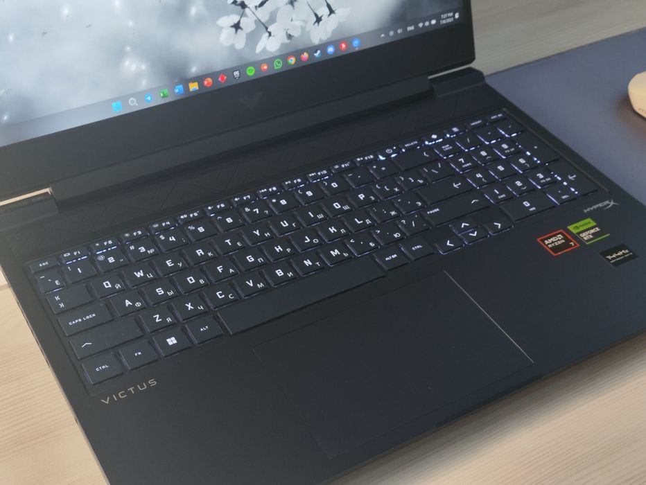 Ноутбук HP Victus 16*