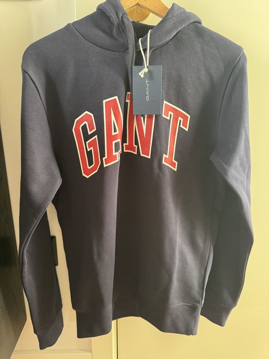 Нов суичър Gant, S