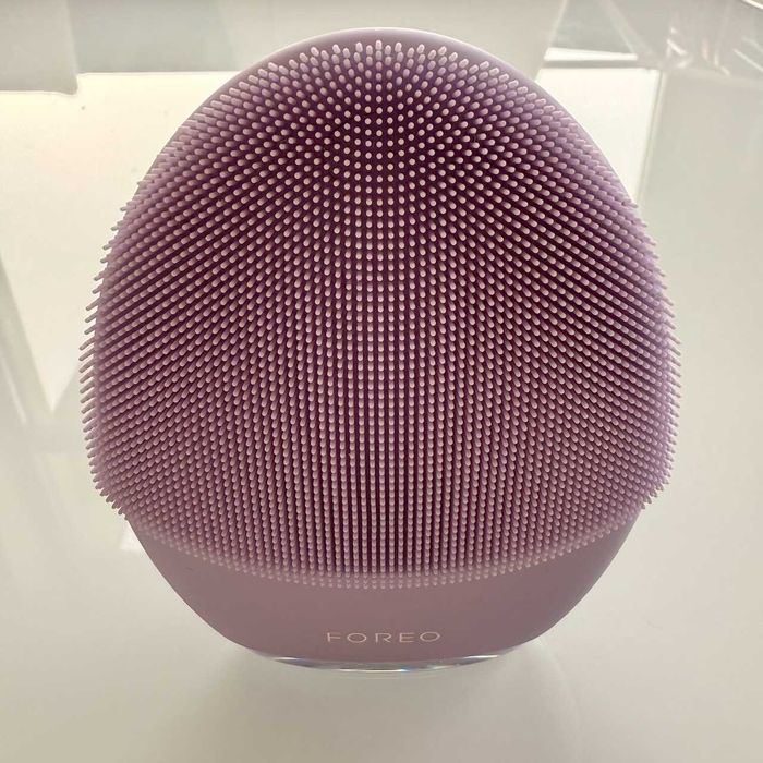 FOREO LUNA 3 - Aparat Curățare Facială și Masaj
