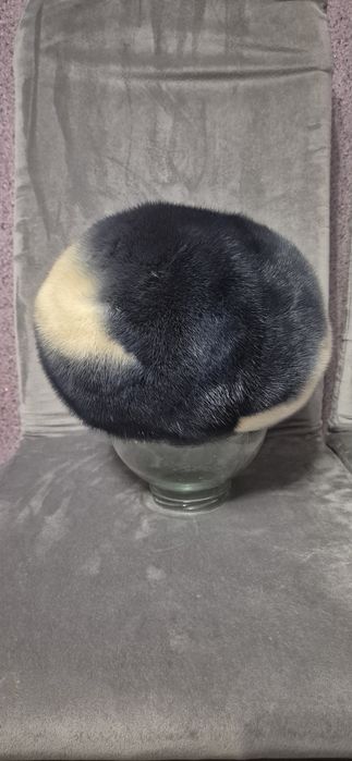 Продаю норковый берет
