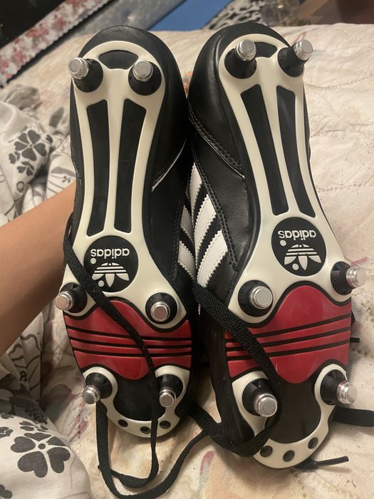 Метални бутонки adidas/адидас kaser/кайсер 5 НЕ ИЗПОЛЗВАНИ С ТЕСТ EU40