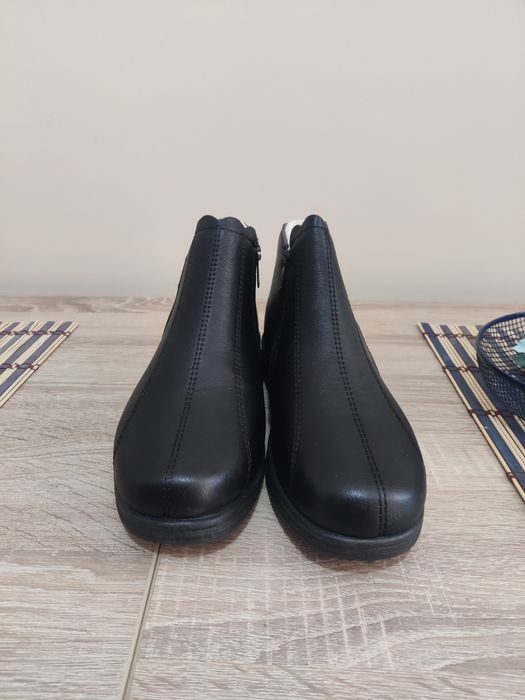 Ghete pentru femei mărimea 41