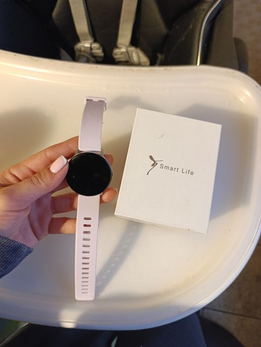 Часовник Smart life