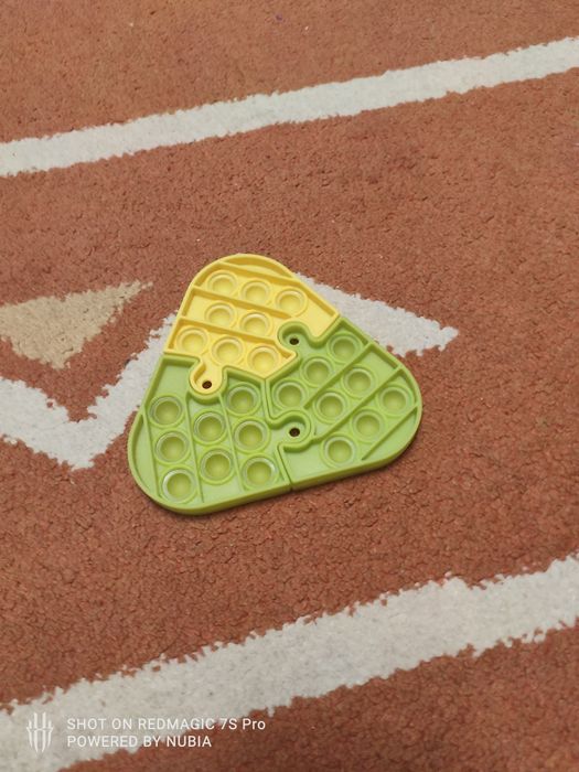 Продам игрушки антистресс