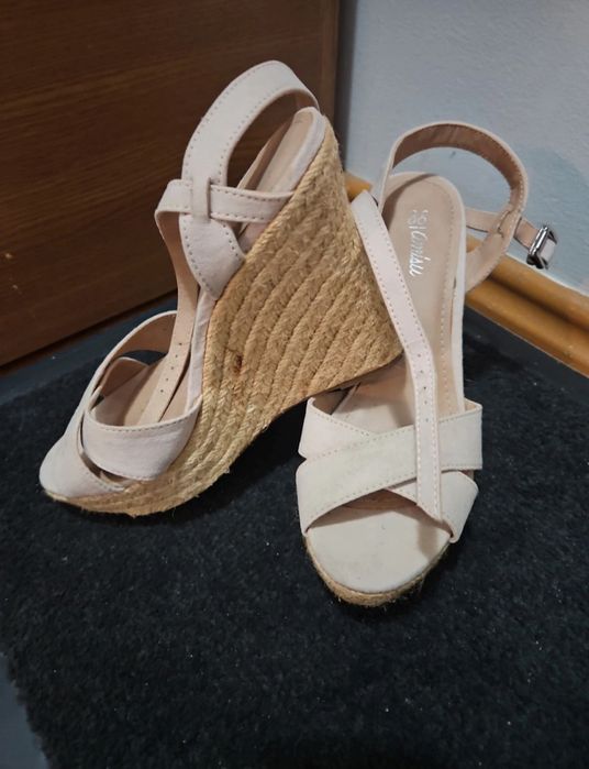 Sandale Amisu in stare foarte buna