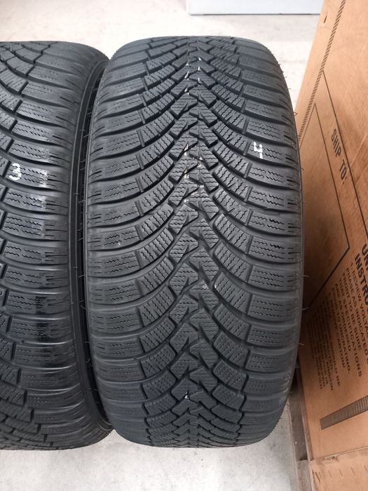 245/45/18 100V 4бр.FALKEN RUN FLAT Неразличими от НОВИ