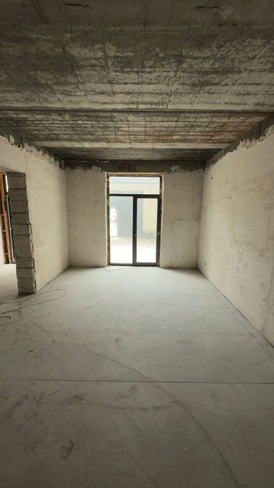 Ховли уй сотилади