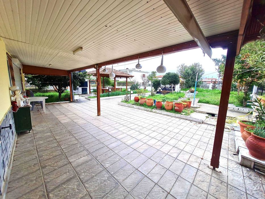 Продава къща 95 м2 с двор 840 м2 в Аспровалта, Гърция