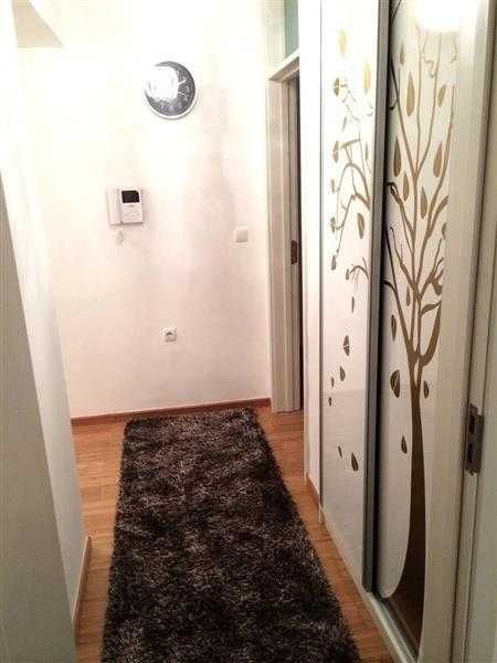 Дава се под наем Двустаен апартамент в Бургас, Лазур - 60 кв.м за 229.5 € - Снимка #5